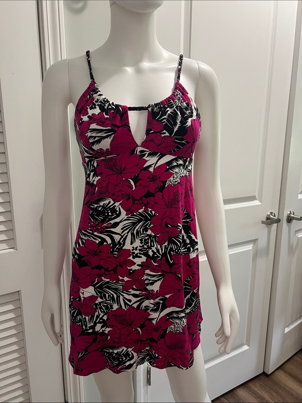 Guess Floral Spaghetti Strap Chemise - Magenta, Black, White